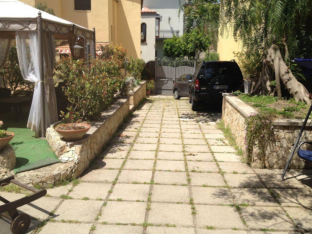 La Pennichella Sorrentina Relais Hotel Meta Bagian luar foto